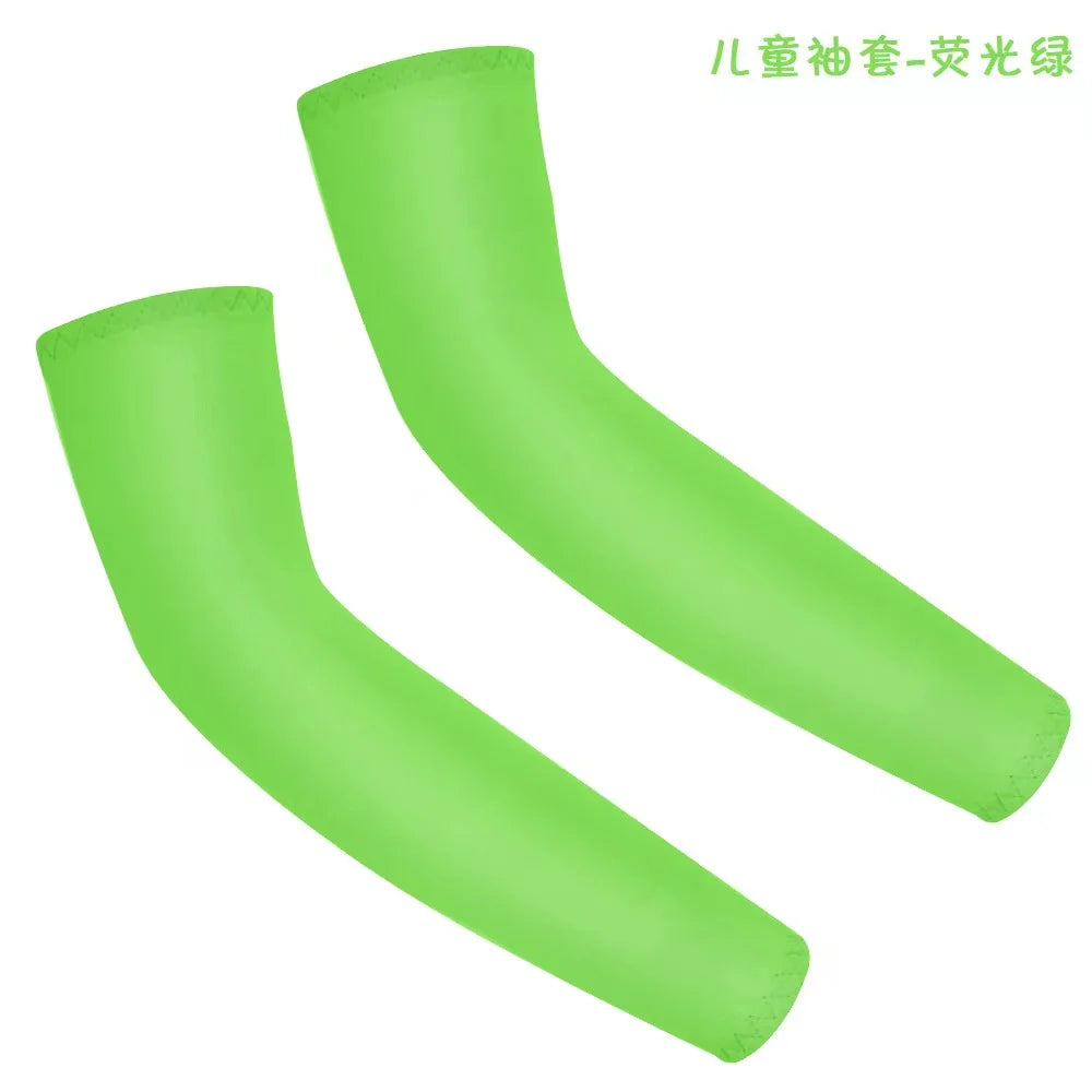 1Pair Kids Arm Sleeves Sun Protection Cooling UV Protection Sleeves Anti-Slip Ice Silk Arm Covers for Boys and Girls