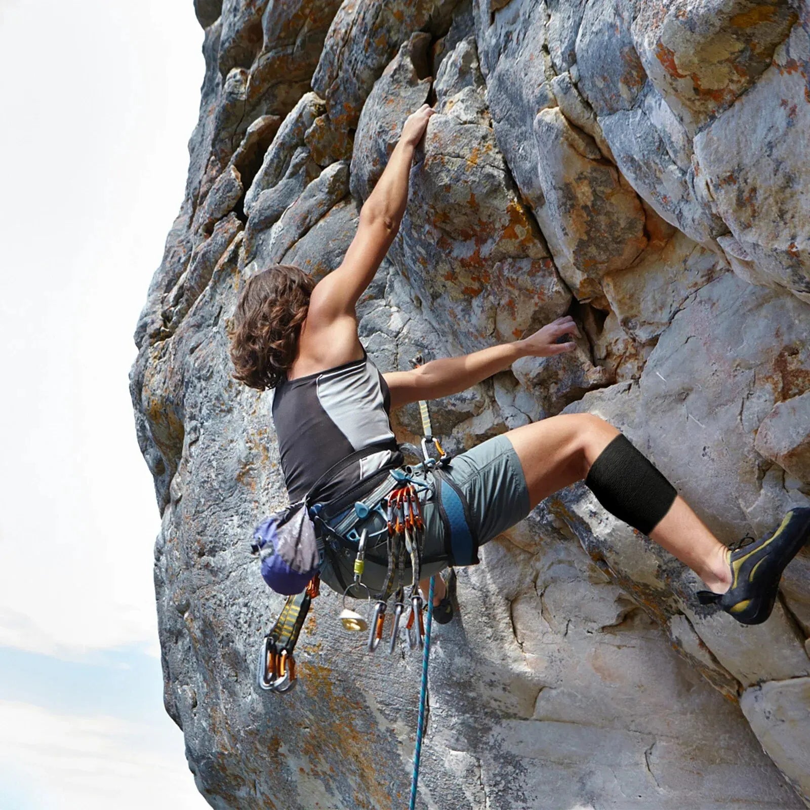 1Roll 2.5/5/7.5/10Cm*4.8M Non Woven Elastic Self Adhesive Bandage Cohesive Bandage for Sports Fixing Finger Wrist Leg